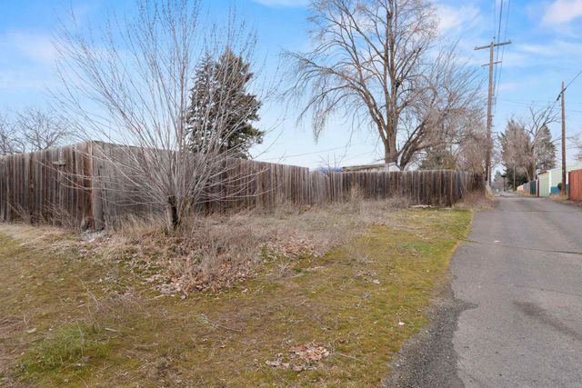 1604 E Dalke Ave, Spokane, WA 99208