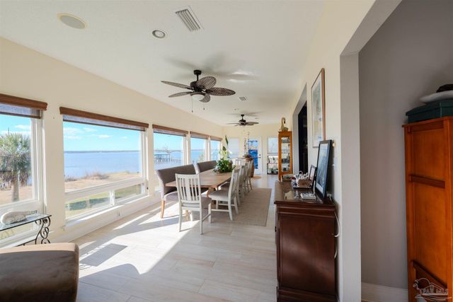 4501 Bayside Dr, Milton, FL 32583