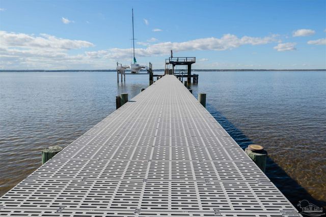 4501 Bayside Dr, Milton, FL 32583