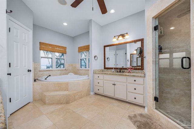 4501 Bayside Dr, Milton, FL 32583