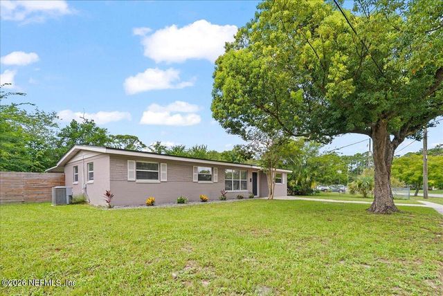 11634 MARINA Drive, Jacksonville, FL 32246