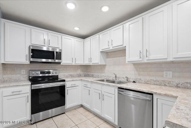 11634 MARINA Drive, Jacksonville, FL 32246
