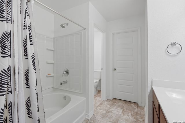 3243 COMANCHE XING, San Antonio, TX 78224