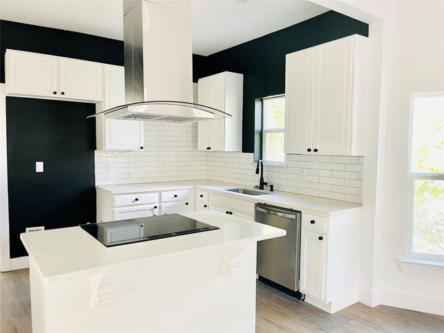 2210 Langford Street, Greenville, TX 75401