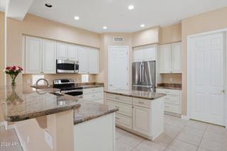 7366 E EAGLE FEATHER Road, Scottsdale, AZ 85266