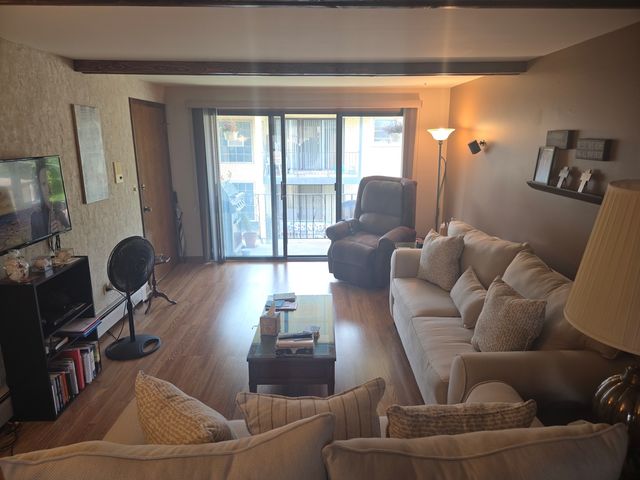 2041 N Harlem Avenue 3E, Chicago, IL 60707