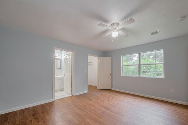 4906 Larkspur Street, Houston, TX 77033