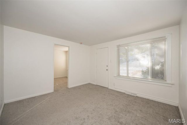 10267 Niblic Drive, Overland, MO 63114