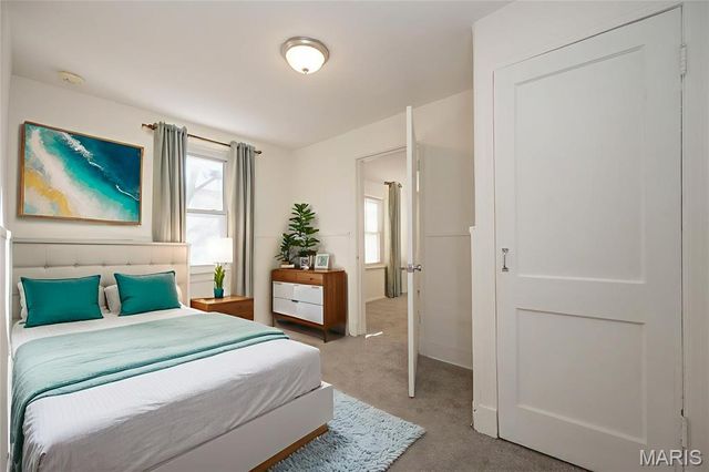 10267 Niblic Drive, Overland, MO 63114