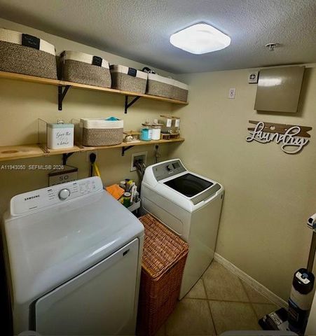 6434 Emerald Dunes Drive 304, West Palm Beach, FL 33411