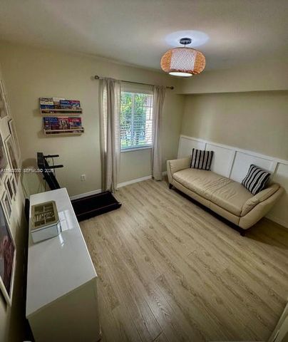 6434 Emerald Dunes Drive 304, West Palm Beach, FL 33411