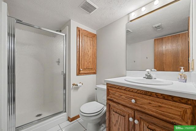 2524 Park Place Drive, Fremont, NE 68025