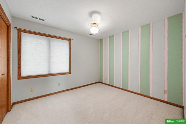 2524 Park Place Drive, Fremont, NE 68025
