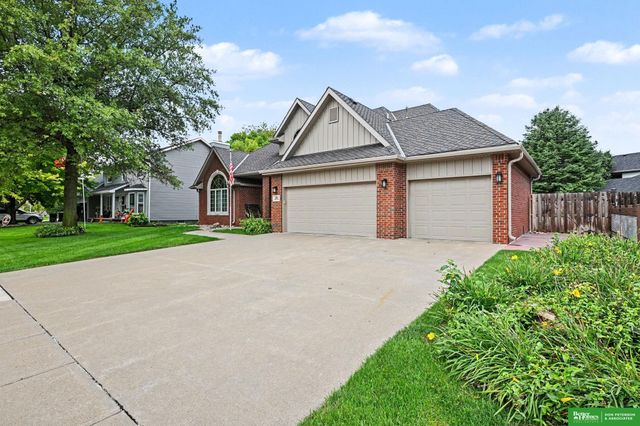 2524 Park Place Drive, Fremont, NE 68025