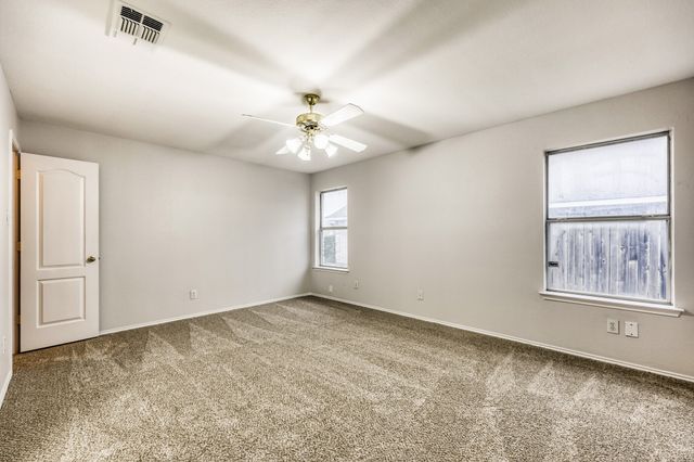 420 Overland Trail, Cedar Hill, TX 75104