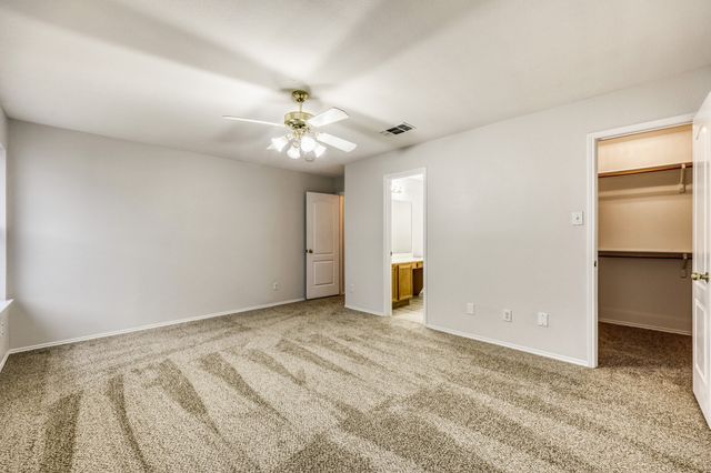 420 Overland Trail, Cedar Hill, TX 75104