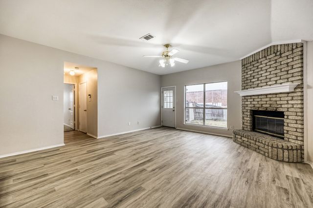 420 Overland Trail, Cedar Hill, TX 75104