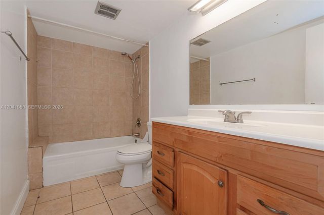 3101 Oakland Shores Drive H105, Oakland Park, FL 33309