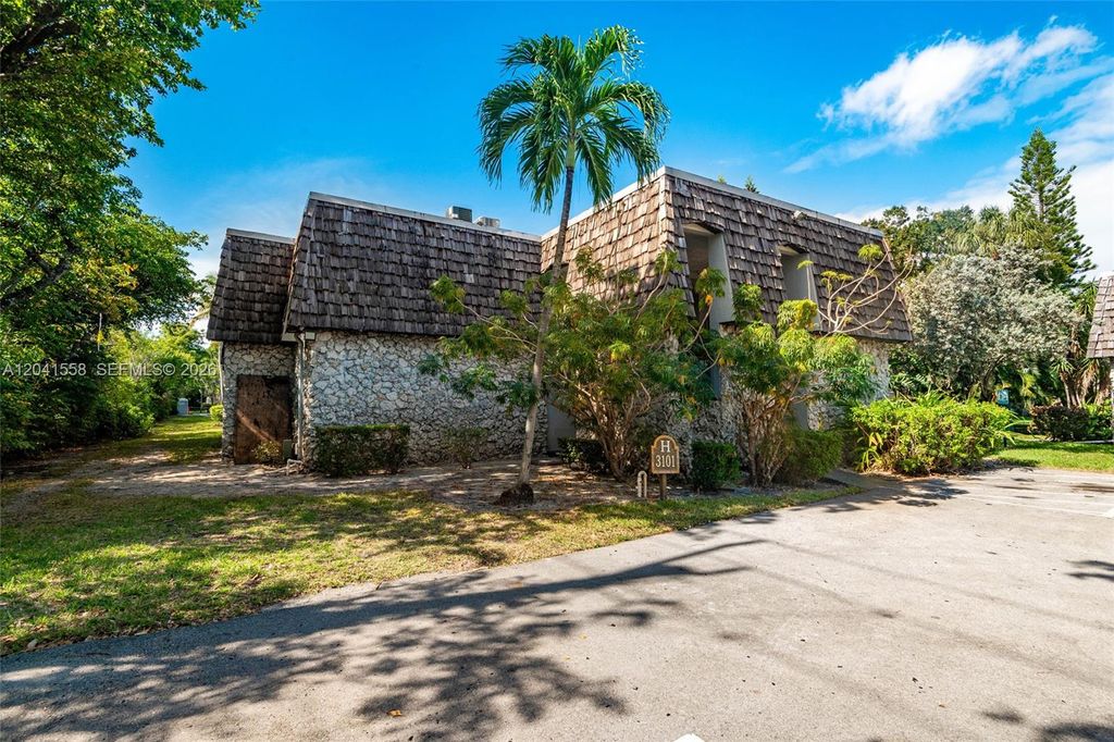 3101 Oakland Shores Drive H105, Oakland Park, FL 33309
