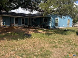 1215 Paradise, Canyon Lake, TX 78133