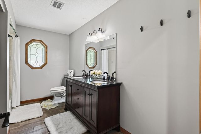 8485 Scandia Trail N, Forest Lake, MN 55025