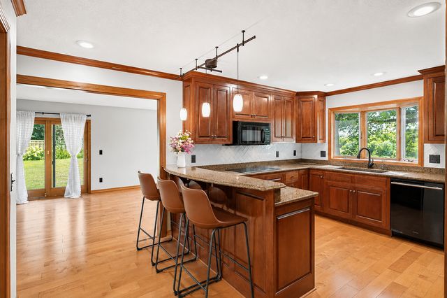 8485 Scandia Trail N, Forest Lake, MN 55025