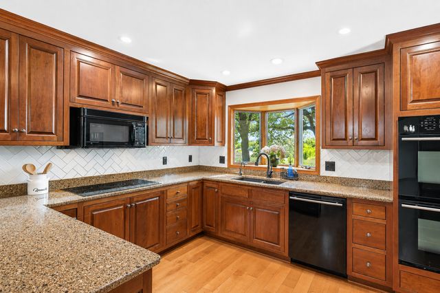 8485 Scandia Trail N, Forest Lake, MN 55025