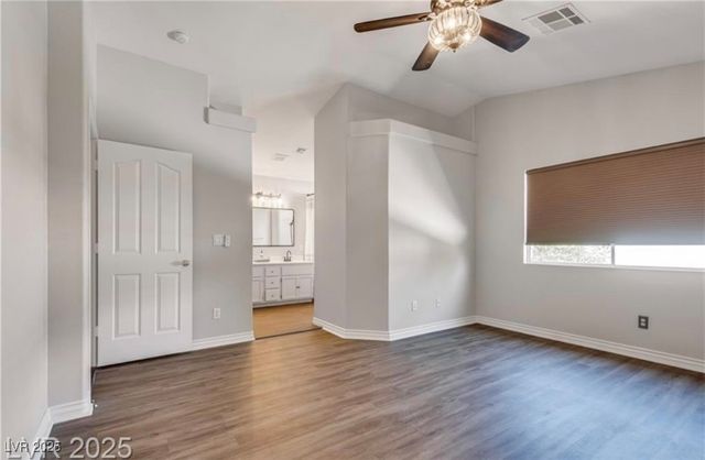 7904 Autumn Gate Avenue, Las Vegas, NV 89131