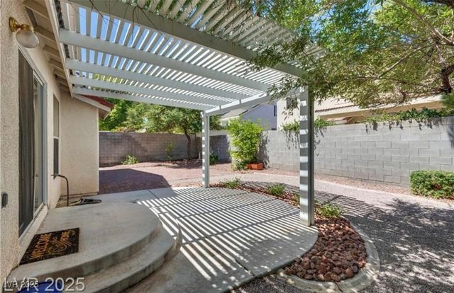 7904 Autumn Gate Avenue, Las Vegas, NV 89131