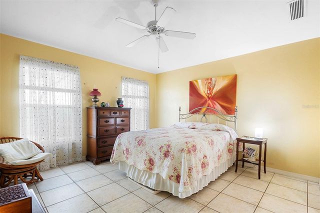 1363 WAYNE AVENUE, New Smyrna Beach, FL 32168