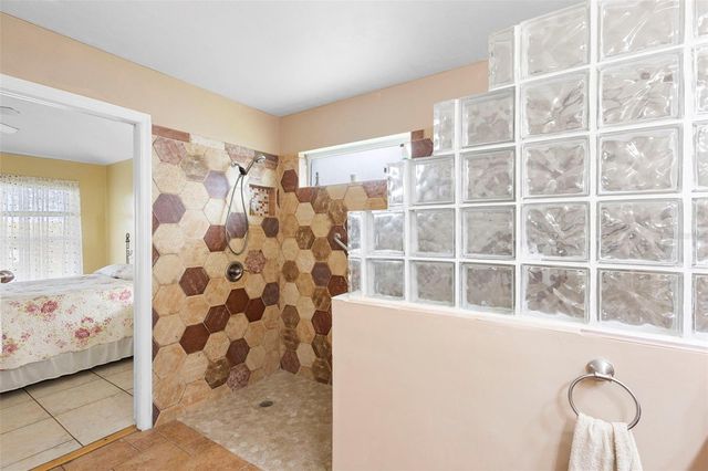 1363 WAYNE AVENUE, New Smyrna Beach, FL 32168