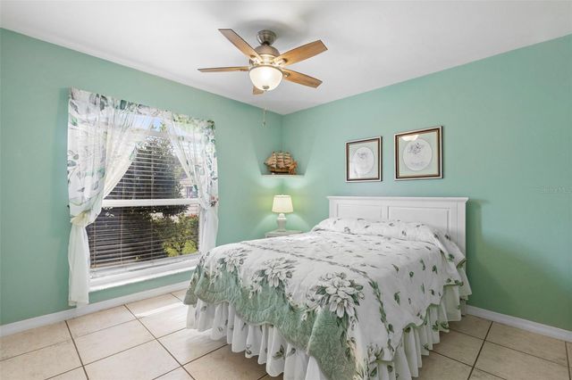 1363 WAYNE AVENUE, New Smyrna Beach, FL 32168