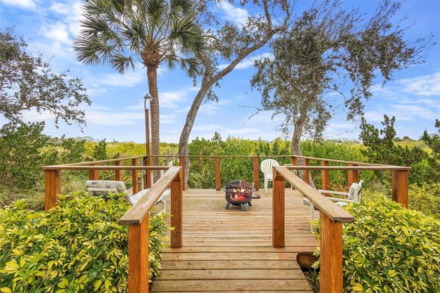 1363 WAYNE AVENUE, New Smyrna Beach, FL 32168