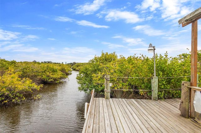 1363 WAYNE AVENUE, New Smyrna Beach, FL 32168