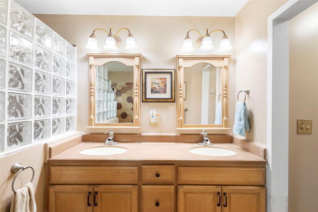 Image 30 of property listing at 1363 WAYNE AVENUE, New Smyrna Beach, FL 32168