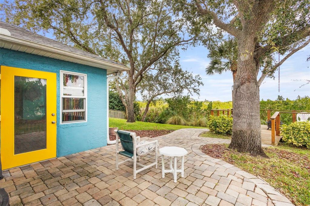 Image 48 of property listing at 1363 WAYNE AVENUE, New Smyrna Beach, FL 32168