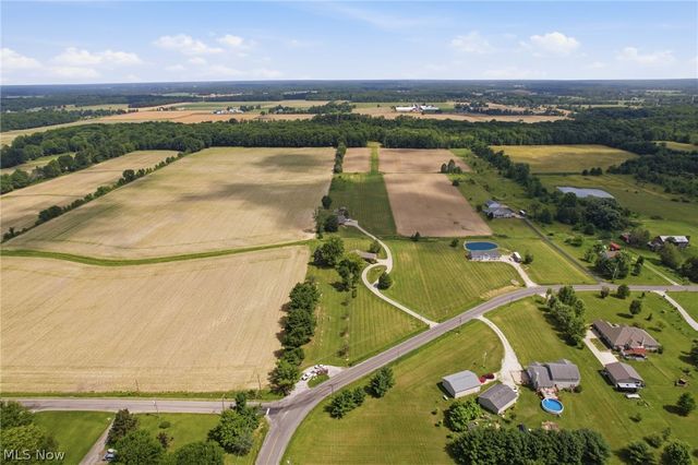 7903 Neff Road, Medina, OH 44256