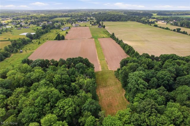 7903 Neff Road, Medina, OH 44256