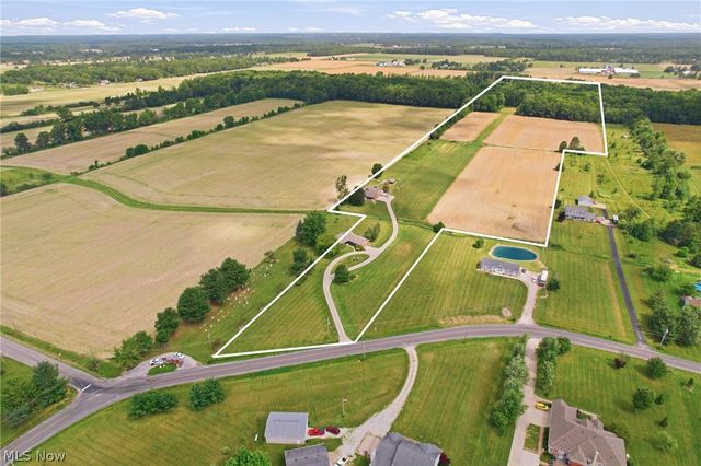 7903 Neff Road, Medina, OH 44256
