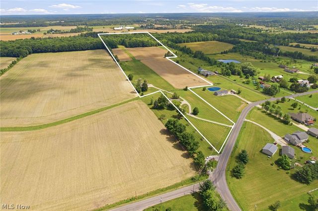 7903 Neff Road, Medina, OH 44256