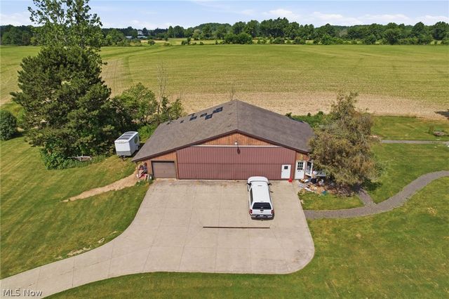 7903 Neff Road, Medina, OH 44256