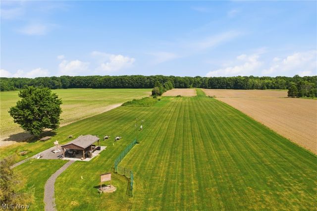 7903 Neff Road, Medina, OH 44256