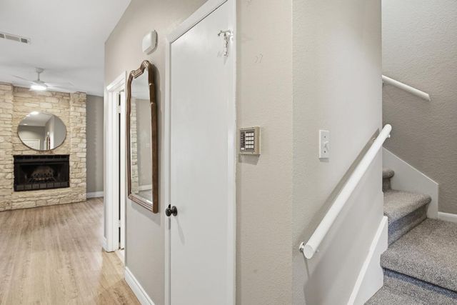 2201 Lakeway BLVD 25, Lakeway, TX 78734