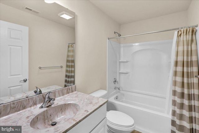 122 AMERICAN, Downingtown, PA 19335