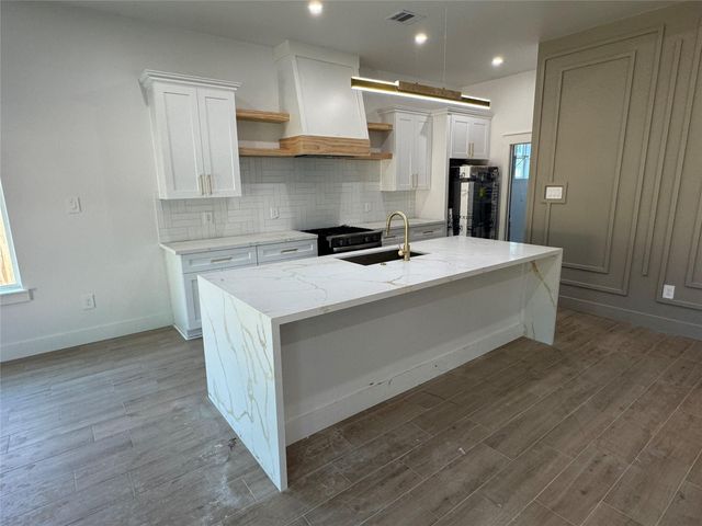 516 Spooner Street, Pasadena, TX 77506
