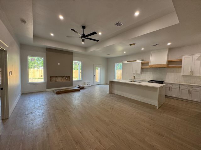 516 Spooner Street, Pasadena, TX 77506