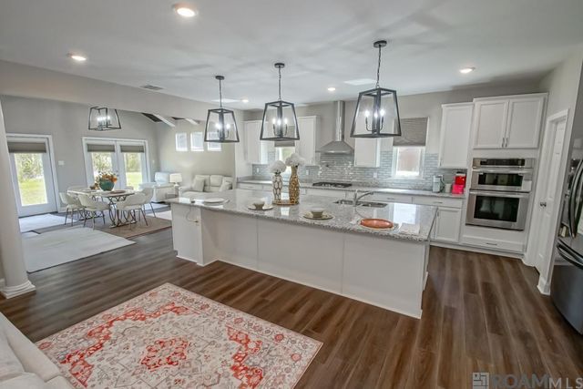 15030 Eugene Rd, Prairieville, LA 70769