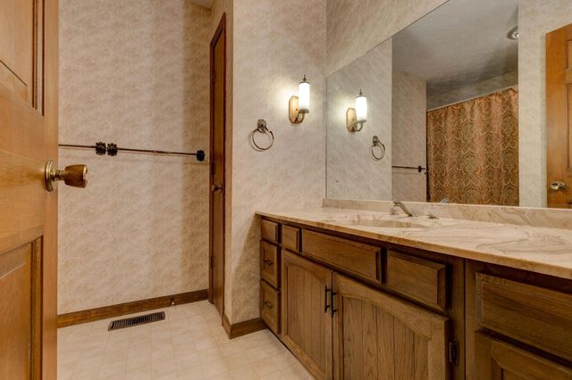 1129 N Wilson Avenue, Morehead, KY 40351