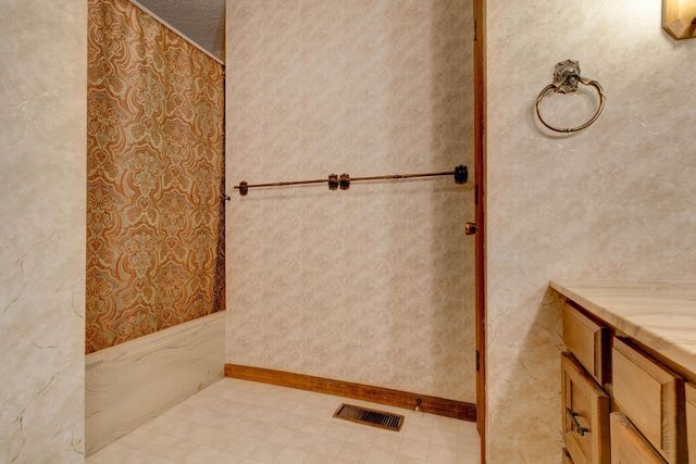 1129 N Wilson Avenue, Morehead, KY 40351