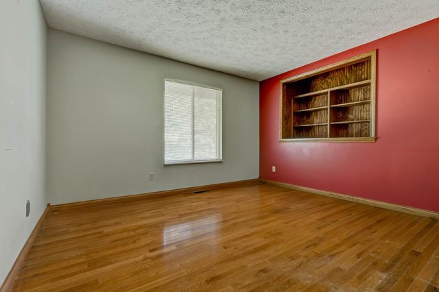 1129 N Wilson Avenue, Morehead, KY 40351